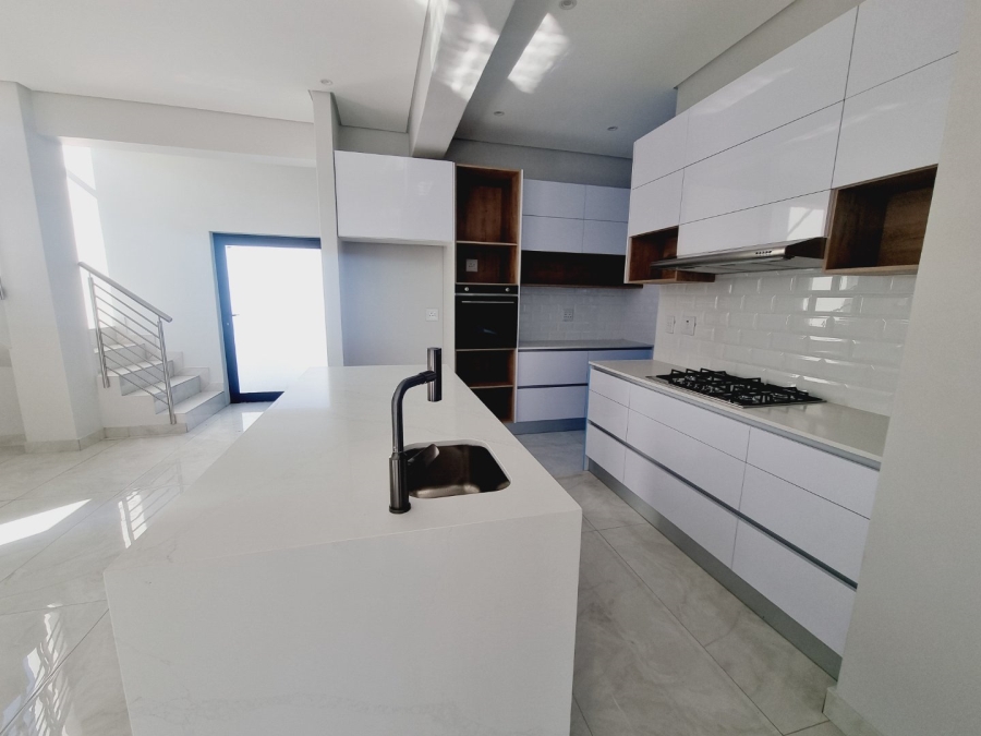 4 Bedroom Property for Sale in Sandown Western Cape